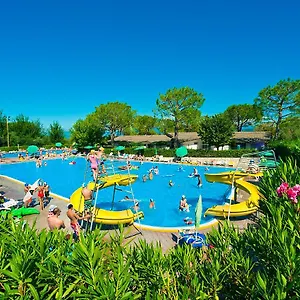 Camping Happy Camp Mobile Homes In Cisano San Vito ****
