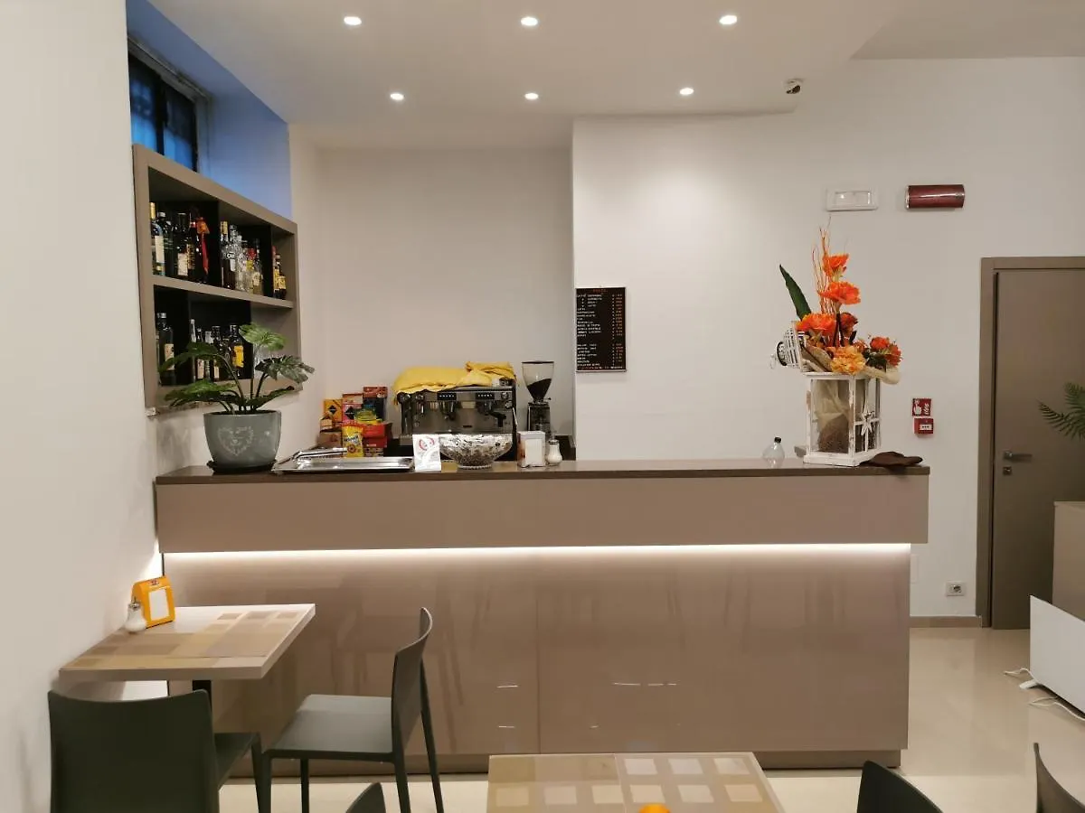 Hotel Brianza Milan 3*,