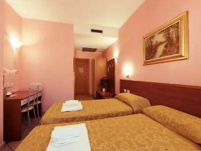 Hotel Brianza Милан